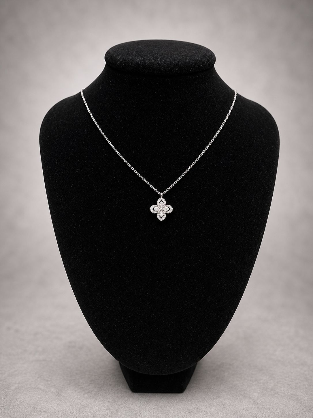 Collier Lunélys