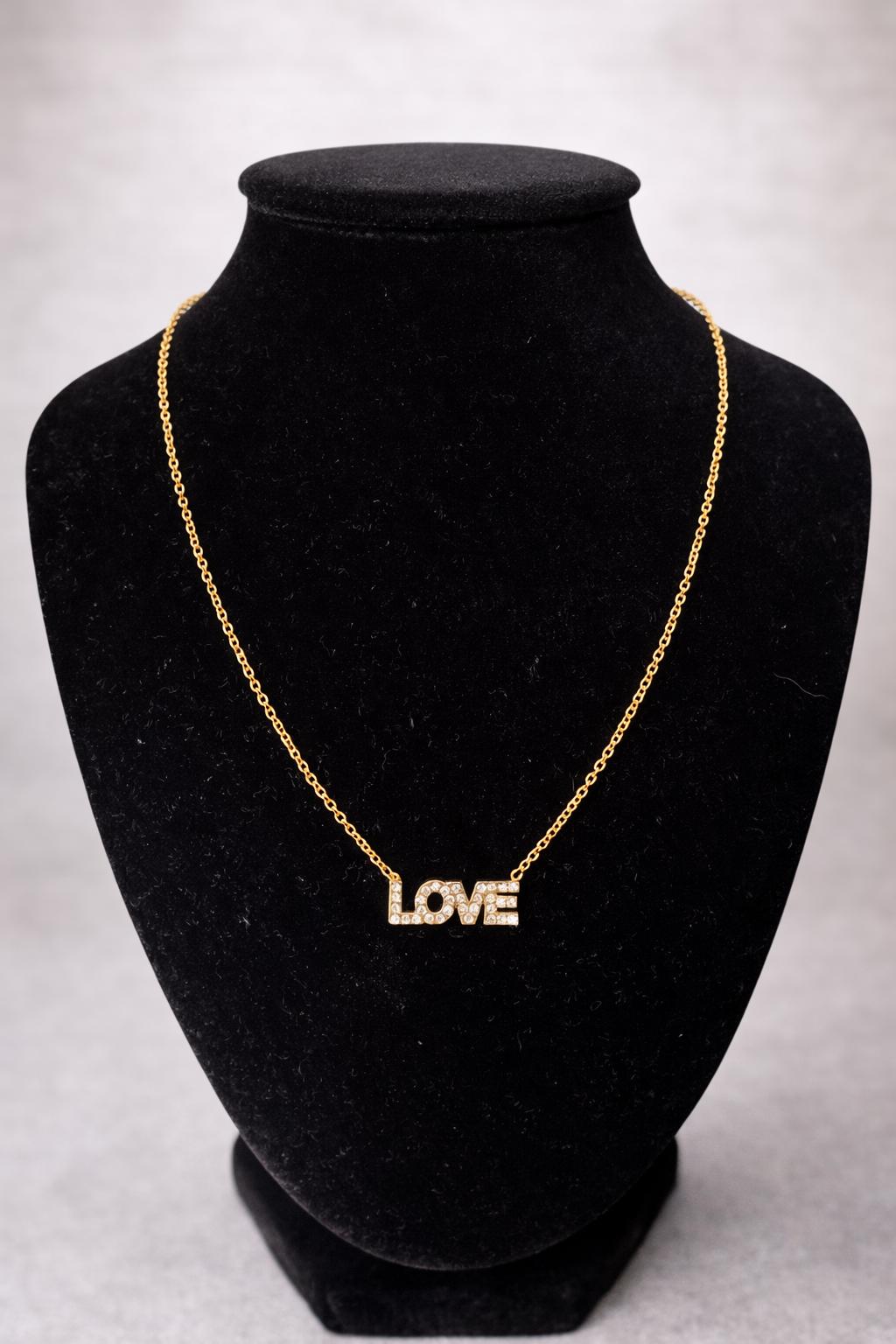 Collier Love